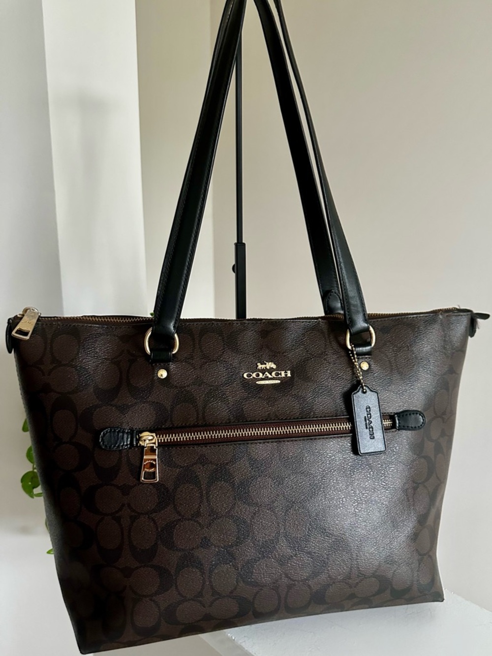 COACH Signature Brown Gallery Tote Bag with Gold Hardware - Picture 2 of 15